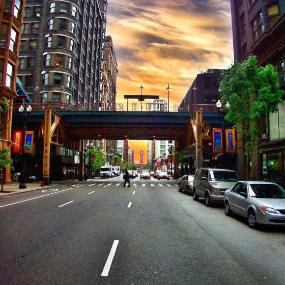 A street and train station in Chicago's Loop.